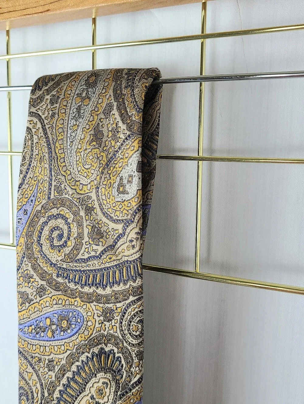 XMI Platinum Paisley Handmade Woven Linen Silk Tie